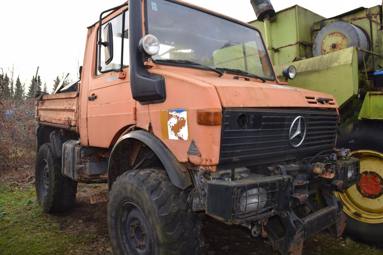 Mercedes-Benz Unimog U1200 - Tracteur agricole: photos 1 Mercedes-Benz Unimog U1200 - Tracteur agricole: photos 1