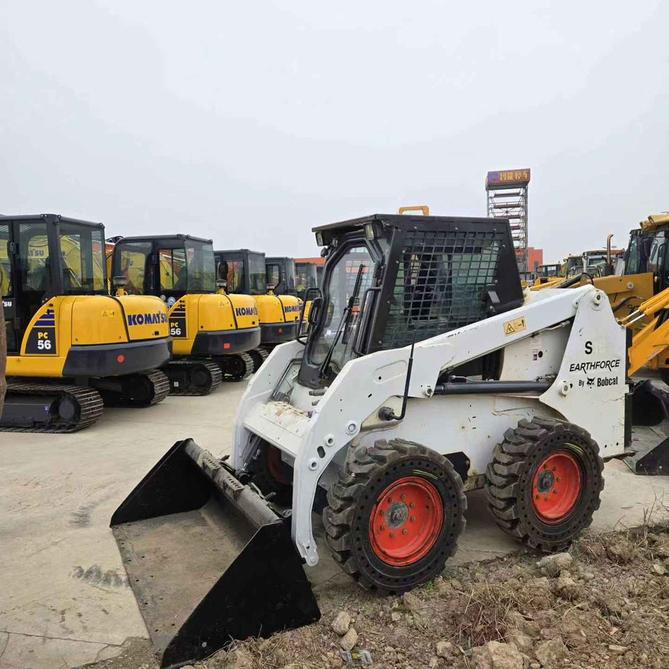 BOBCAT S16 - Mini chargeuse: photos 3 BOBCAT S16 - Mini chargeuse: photos 3
