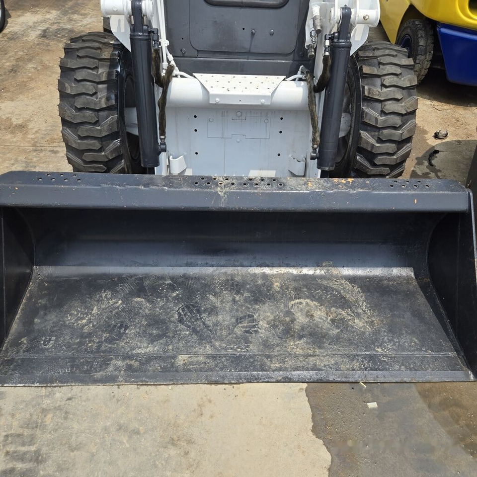 Mini chargeuse Bobcat S160: photos 6 Mini chargeuse Bobcat S160: photos 6