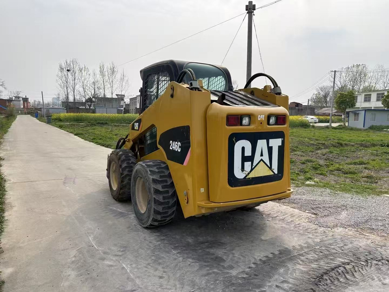 CATERPILLAR 246C - Mini chargeuse: photos 1 CATERPILLAR 246C - Mini chargeuse: photos 1
