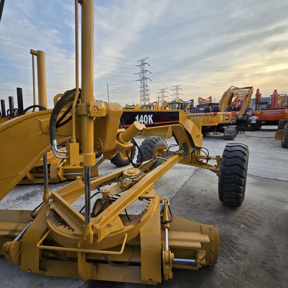 Caterpillar 140K - Niveleuse: photos 5 Caterpillar 140K - Niveleuse: photos 5