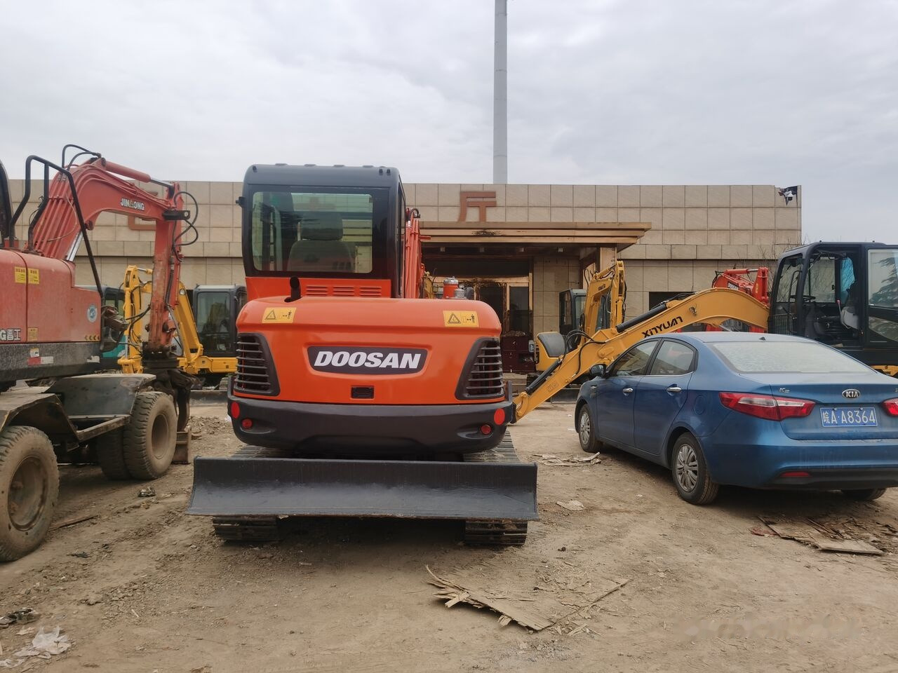 Doosan DX60 - Mini pelle: photos 4 Doosan DX60 - Mini pelle: photos 4