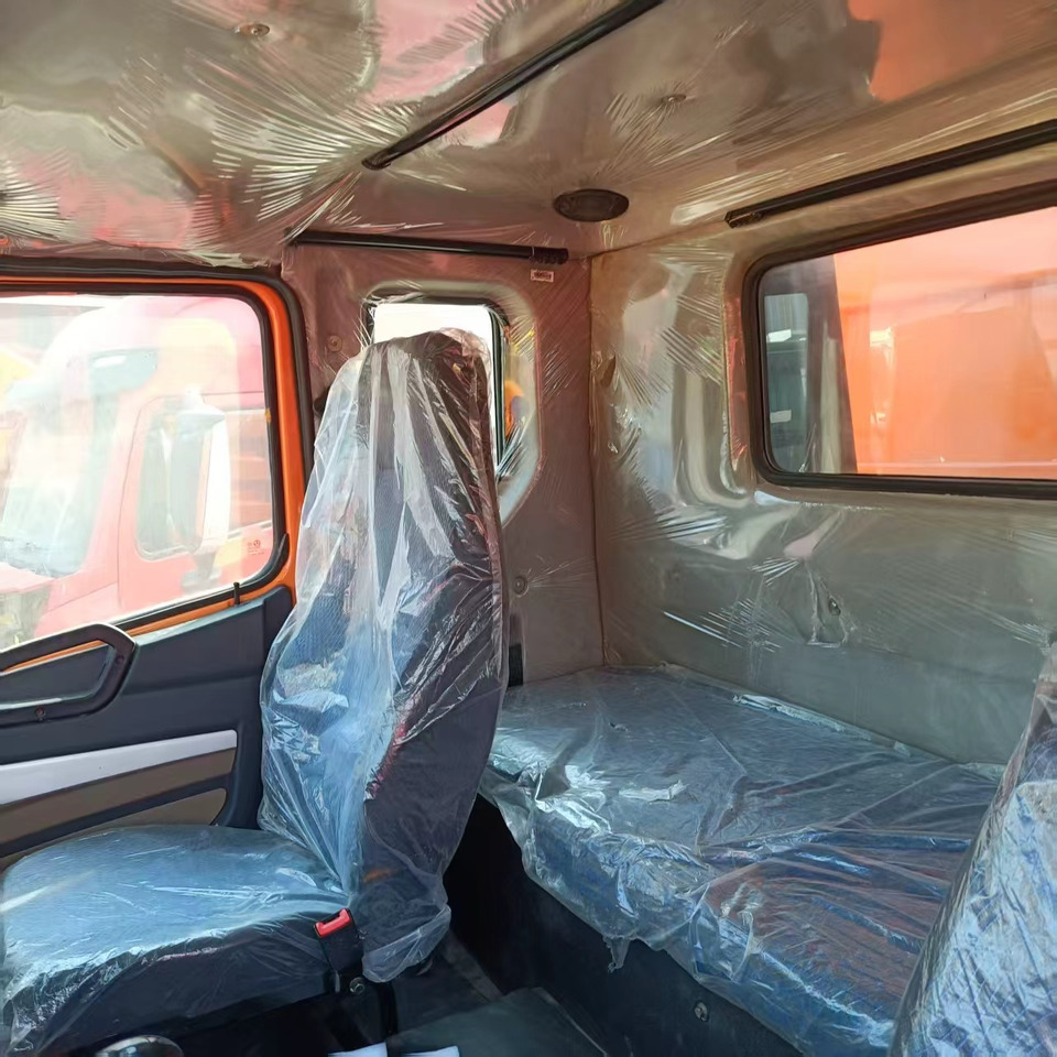 Crédit-bail de  Haohan 6*4 Haohan 6*4: photos 10