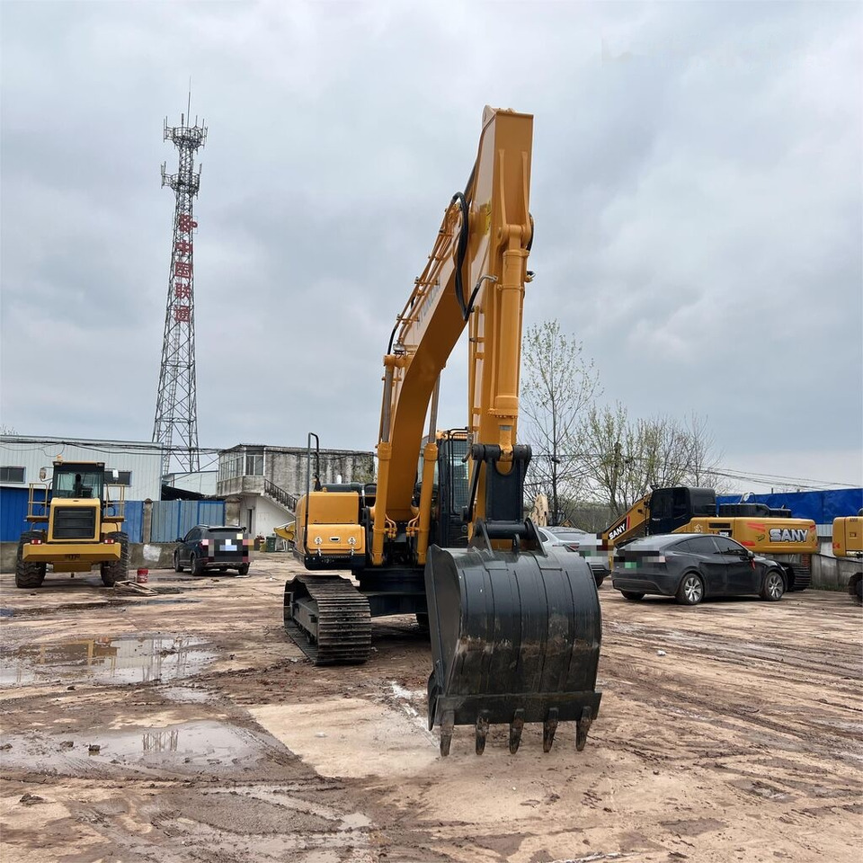 Hyundai R220-9S - Pelle sur chenille: photos 1 Hyundai R220-9S - Pelle sur chenille: photos 1