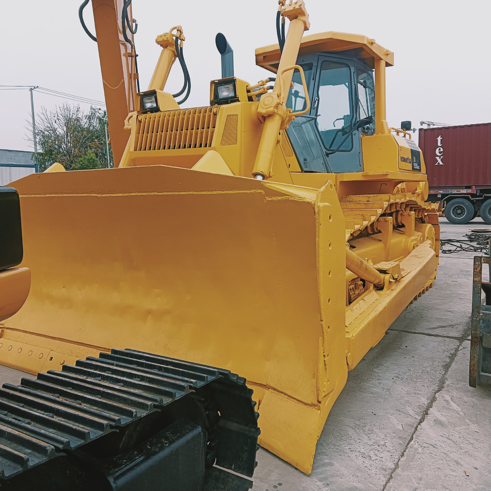 Komatsu D155A-5 - Bulldozer: photos 1 Komatsu D155A-5 - Bulldozer: photos 1