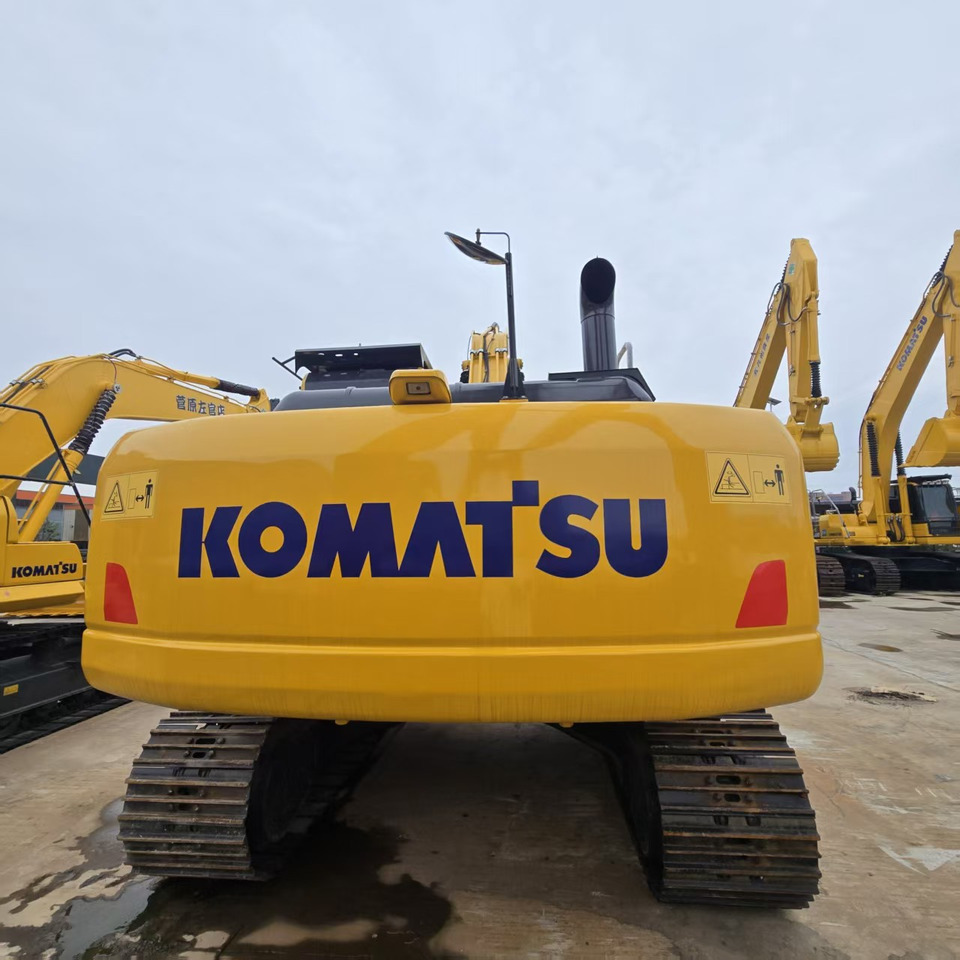 Pelle sur chenille Komatsu PC220-8: photos 7