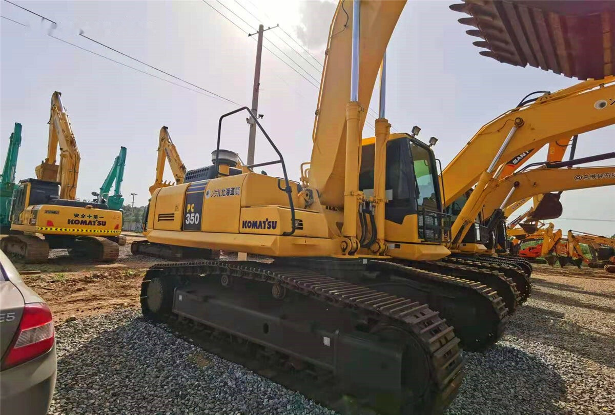 Komatsu PC350-7 - Pelle sur chenille: photos 3 Komatsu PC350-7 - Pelle sur chenille: photos 3