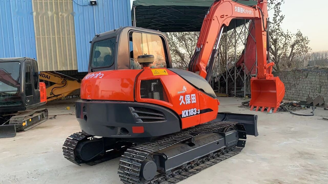 Kubota KX183 - Pelle sur chenille: photos 1 Kubota KX183 - Pelle sur chenille: photos 1