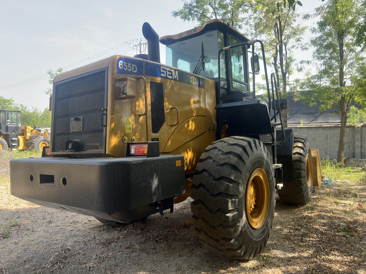 Chargeuse sur pneus neuf SEM SEM655D: photos 10