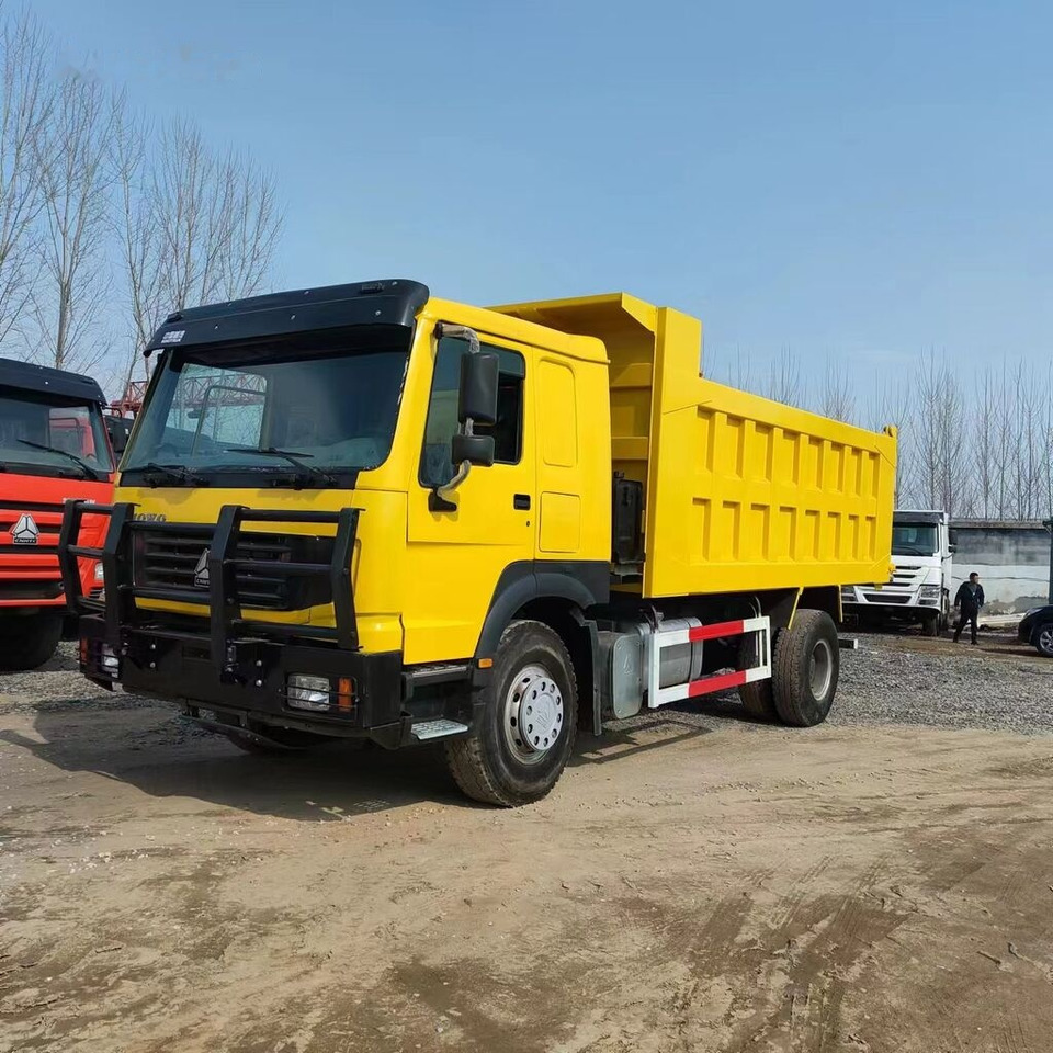 Camion benne Sinotruk Howo: photos 10 Camion benne Sinotruk Howo: photos 10