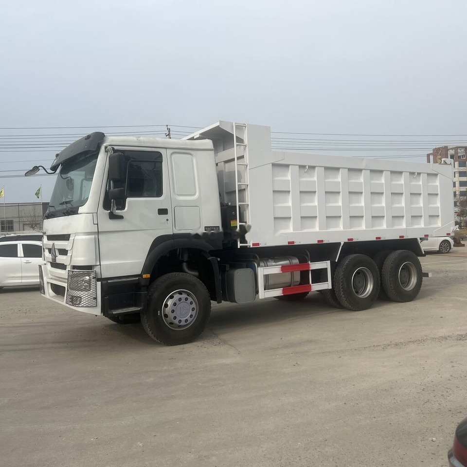 Sinotruk Howo - Camion benne: photos 1 Sinotruk Howo - Camion benne: photos 1