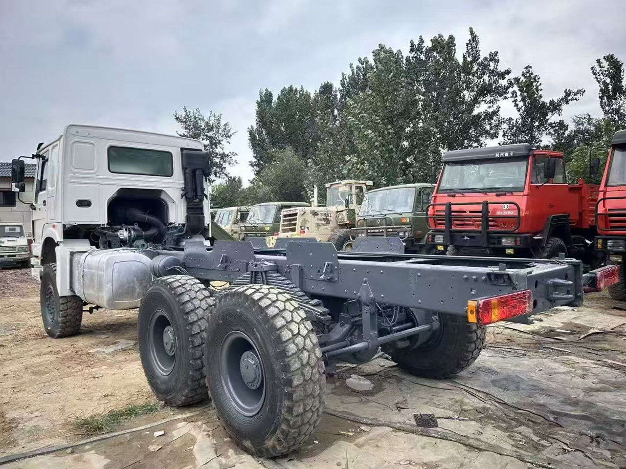 SINOTRUK HOWO - Tracteur routier: photos 4 SINOTRUK HOWO - Tracteur routier: photos 4