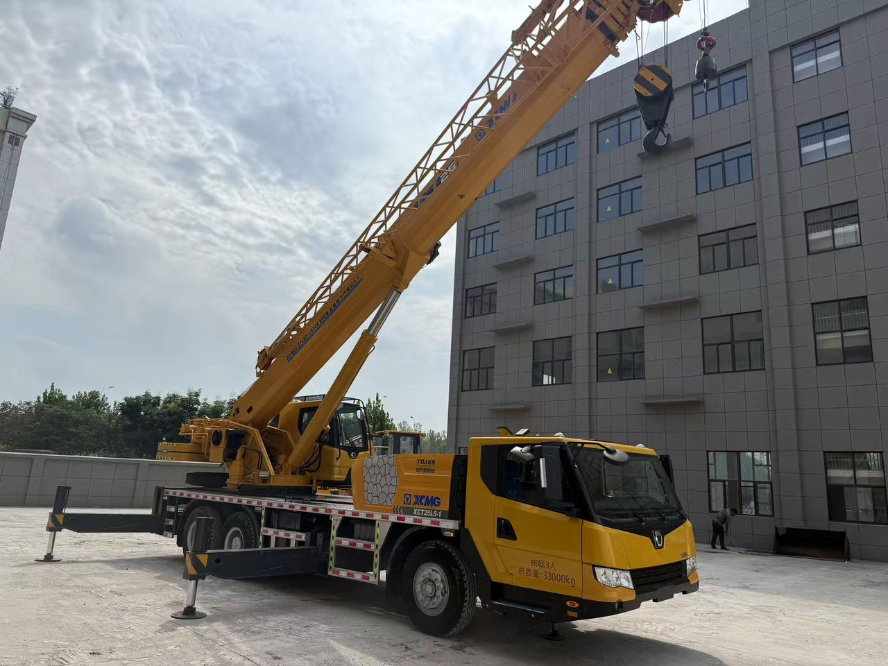 XCMG XCT25L5 - Camion grue: photos 3 XCMG XCT25L5 - Camion grue: photos 3