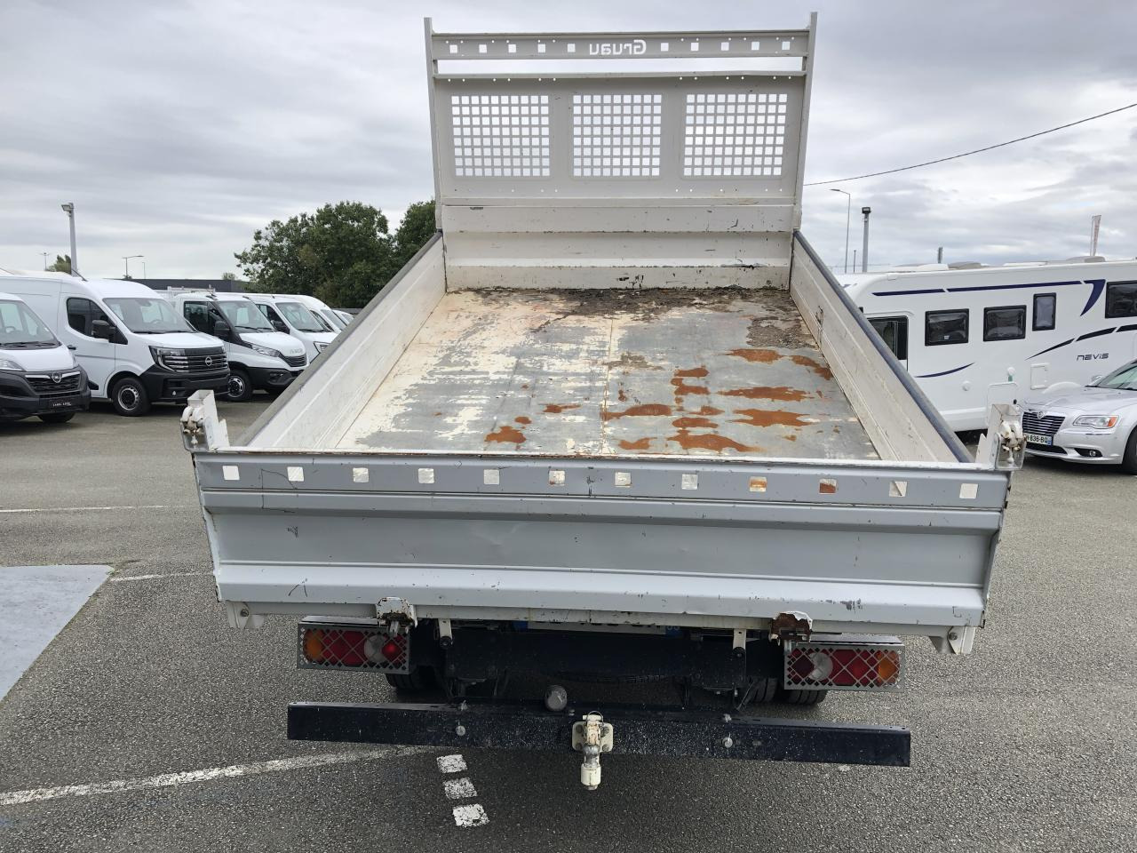 RENAULT TRUCKS MASTER 3T5 BENNE COFFRE RJ 2.3 DCI 145CH PROPULSION - Autre matériel: photos 3 RENAULT TRUCKS MASTER 3T5 BENNE COFFRE RJ 2.3 DCI 145CH PROPULSION - Autre matériel: photos 3