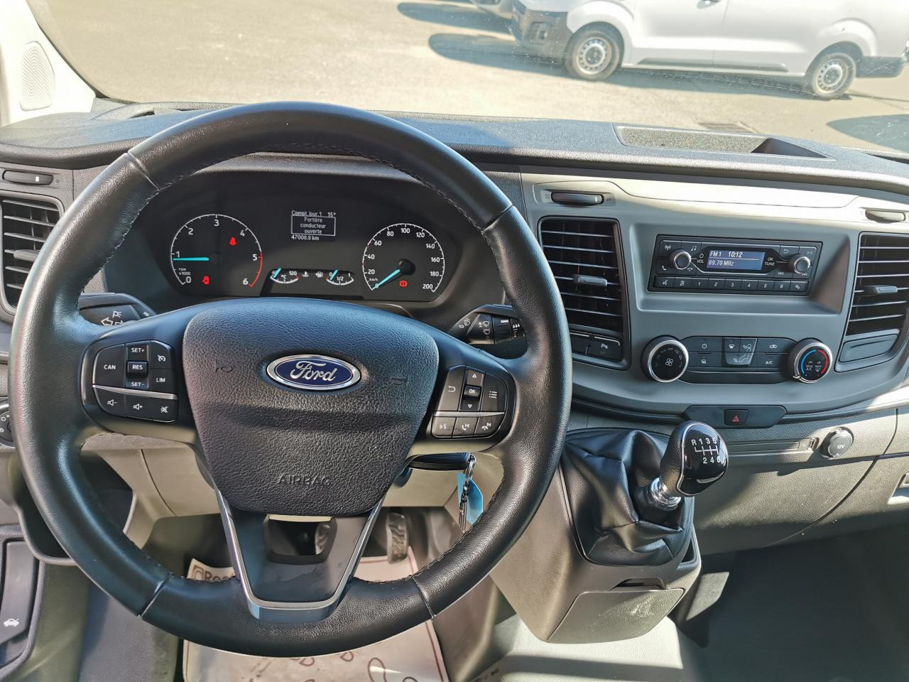 FORD Transit Custom 2.0 EcoBlue mHEV - 130 S&S TRANSIT CUSTOM FOURGON Fourgon 280 L1H1 Trend Business - Fourgon utilitaire: photos 4 FORD Transit Custom 2.0 EcoBlue mHEV - 130 S&S TRANSIT CUSTOM FOURGON Fourgon 280 L1H1 Trend Business - Fourgon utilitaire: photos 4