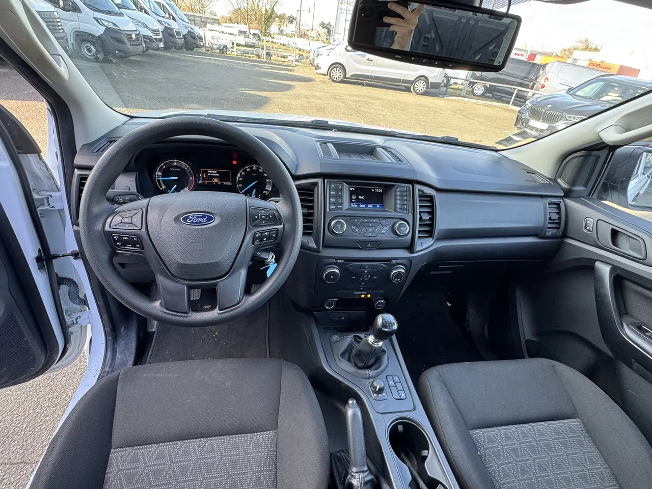 Ford Ranger 2.0 TDCI 170CH SIMPLE CABINE XL - Pick-up: photos 3 Ford Ranger 2.0 TDCI 170CH SIMPLE CABINE XL - Pick-up: photos 3