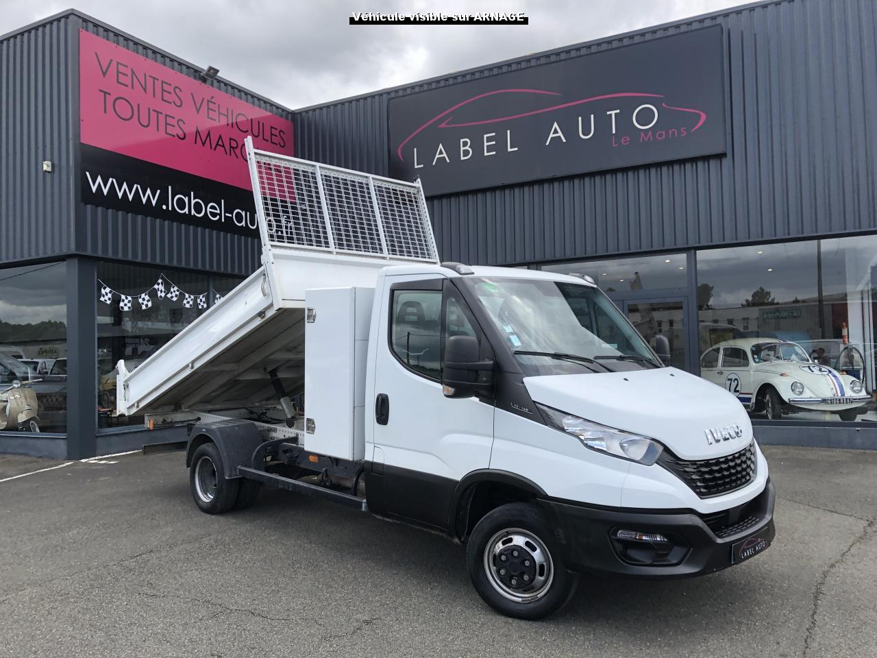 IVECO Daily 35 C 16H3.0 (Quad-Leaf) CHASSIS CABINE 2014 35C/35S Chassis cabine 35 C Epmt.3.75 PHASE 4 - Utilitaire benne: photos 2 IVECO Daily 35 C 16H3.0 (Quad-Leaf) CHASSIS CABINE 2014 35C/35S Chassis cabine 35 C Epmt.3.75 PHASE 4 - Utilitaire benne: photos 2