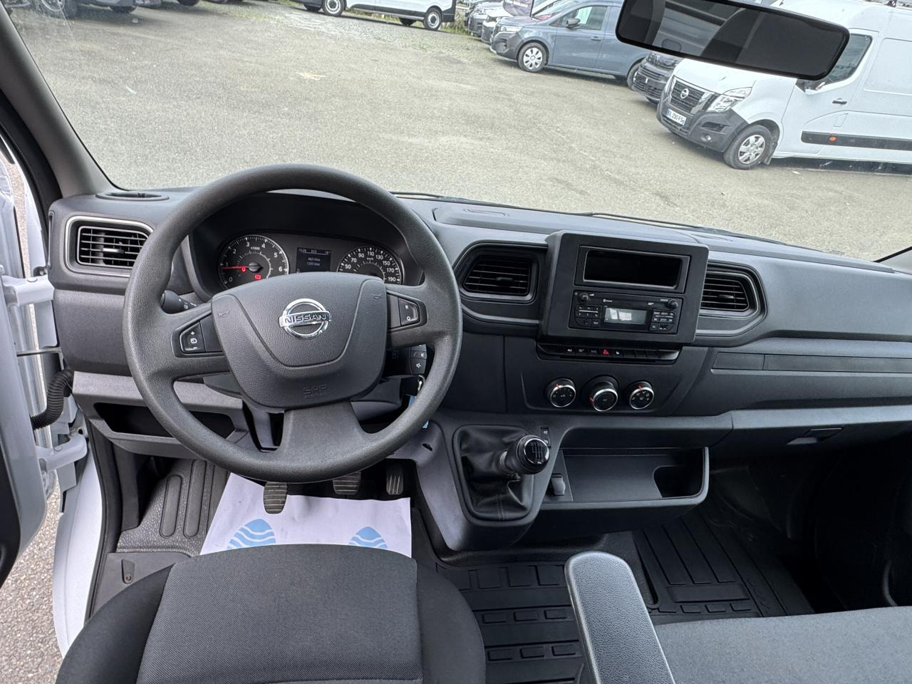 NISSAN Interstar Acenta 3.5t L3H1 2.3 dCi TT 165 - S/S II 2021 TRANSPORTS SPECIFIQUES Benne Scattolini + c - Utilitaire benne: photos 3 NISSAN Interstar Acenta 3.5t L3H1 2.3 dCi TT 165 - S/S II 2021 TRANSPORTS SPECIFIQUES Benne Scattolini + c - Utilitaire benne: photos 3