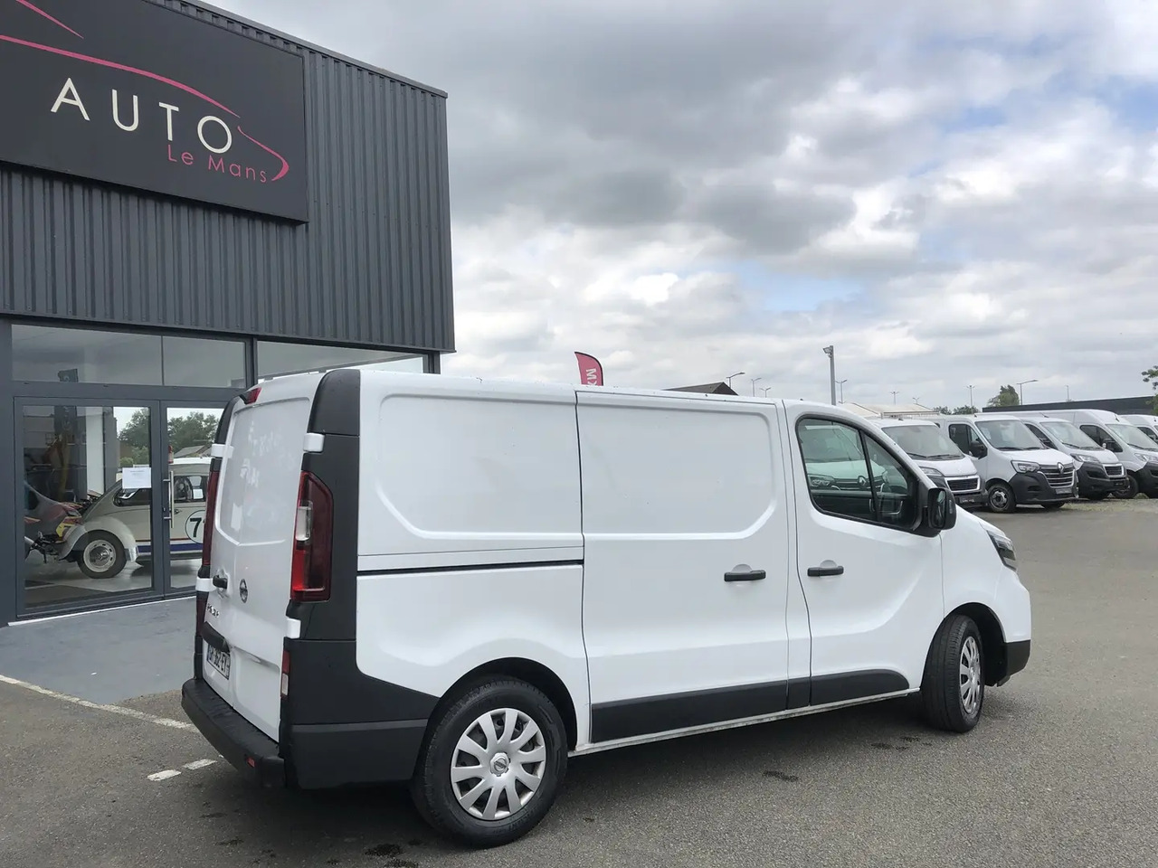 Nissan Primastar L1H1 2T8 2.0 DCI 150CH N-CONNECTA DCT - Fourgon utilitaire: photos 5 Nissan Primastar L1H1 2T8 2.0 DCI 150CH N-CONNECTA DCT - Fourgon utilitaire: photos 5