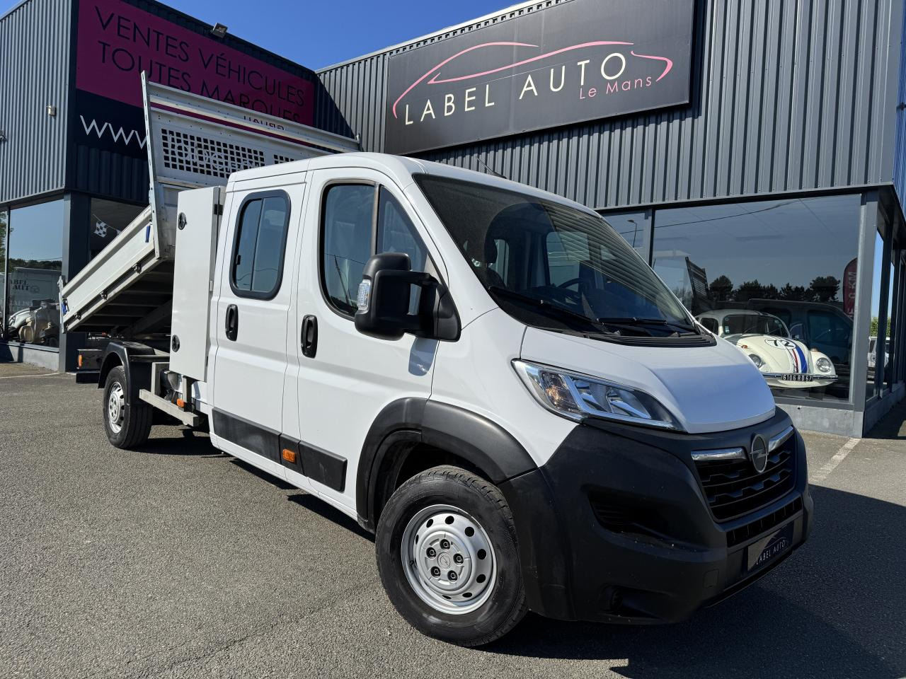 OPEL MOVANO 3T5 BENNE + COFFRE DOUBLE CABINE 6PL 2.2 HDI 165CH - Utilitaire benne: photos 2 OPEL MOVANO 3T5 BENNE + COFFRE DOUBLE CABINE 6PL 2.2 HDI 165CH - Utilitaire benne: photos 2