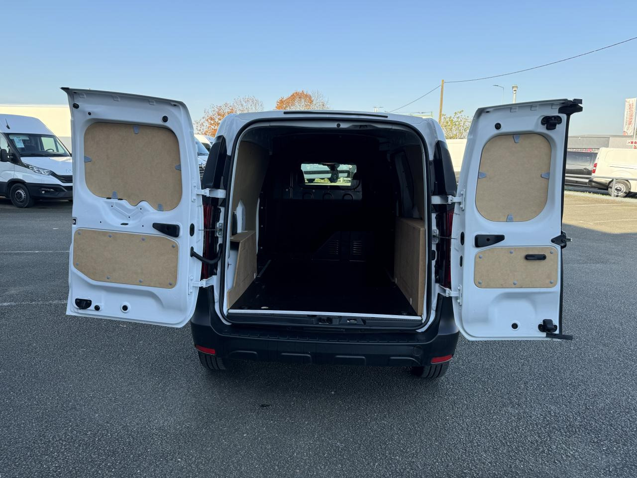 RENAULT EXPRESS 1.5 DCI 75CH CONFORT - Fourgon utilitaire: photos 3 RENAULT EXPRESS 1.5 DCI 75CH CONFORT - Fourgon utilitaire: photos 3