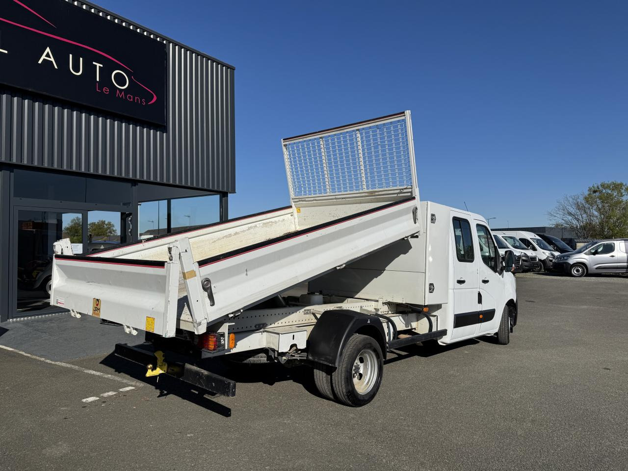 RENAULT MASTER 3T5 BENNE + COFFRE RJ DOUBLE CABINE 6 PL 2.3 DCI 130 CH CONFORT + GPS + REGUL + CLIM - Utilitaire benne: photos 5 RENAULT MASTER 3T5 BENNE + COFFRE RJ DOUBLE CABINE 6 PL 2.3 DCI 130 CH CONFORT + GPS + REGUL + CLIM - Utilitaire benne: photos 5