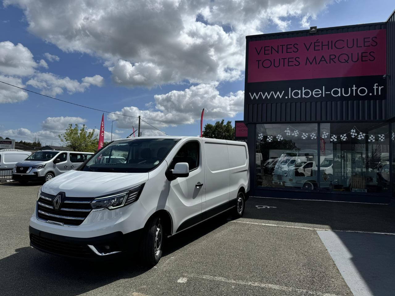 RENAULT Trafic L2H1 3000 Kg 2.0 Blue dCi - 130 2024  III FOURGON Fourgon Advance L2H1 PHASE 3 - Fourgon utilitaire: photos 5 RENAULT Trafic L2H1 3000 Kg 2.0 Blue dCi - 130 2024  III FOURGON Fourgon Advance L2H1 PHASE 3 - Fourgon utilitaire: photos 5