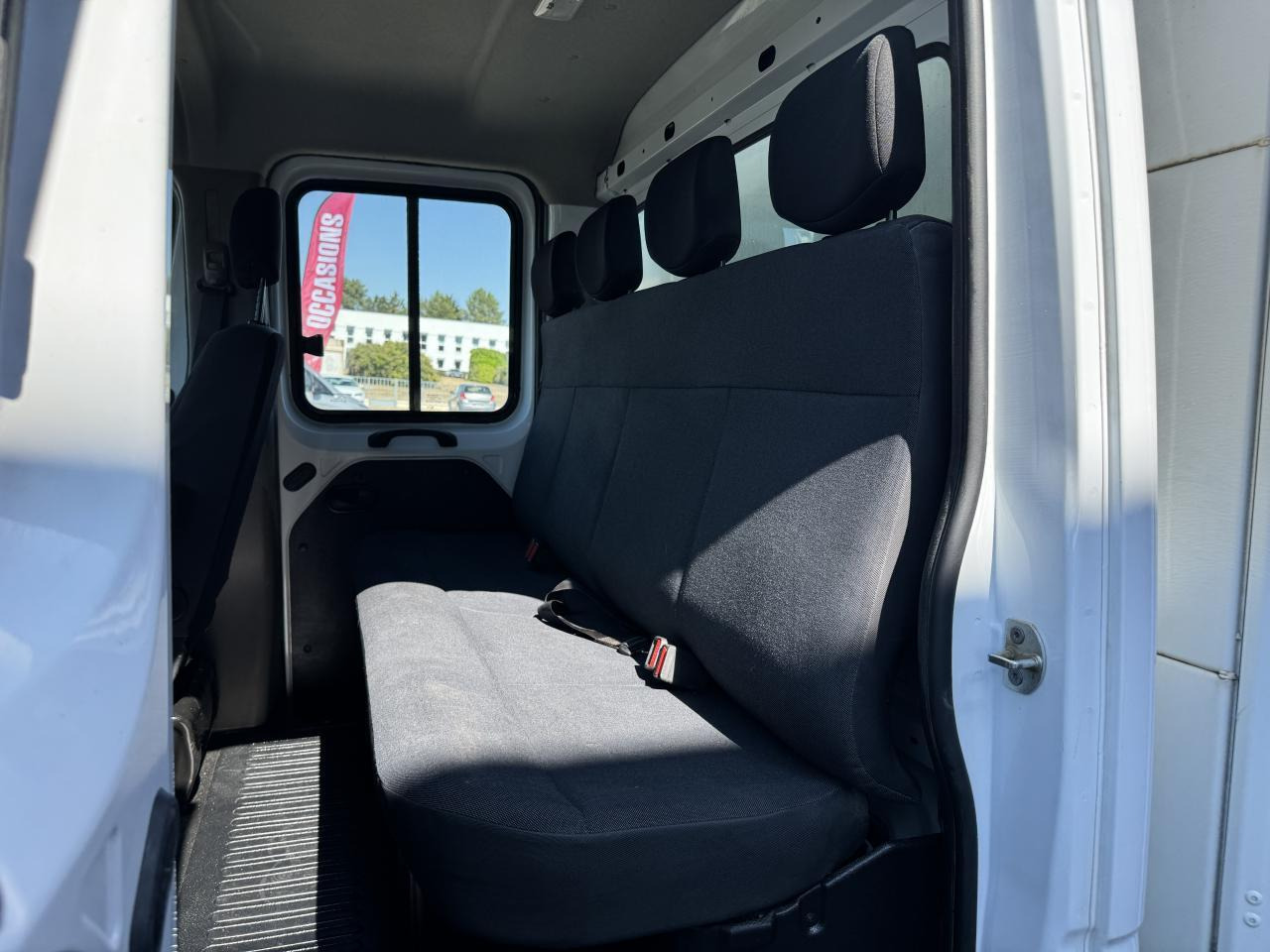 Renault Master RENAULT 3T5 BENNE + COFFRE RJ DOUBLE CABINE 6 PL 2.3 DCI 130 CH CONFORT + GPS + REGUL + CLIM - Utilitaire benne: photos 4 Renault Master RENAULT 3T5 BENNE + COFFRE RJ DOUBLE CABINE 6 PL 2.3 DCI 130 CH CONFORT + GPS + REGUL + CLIM - Utilitaire benne: photos 4