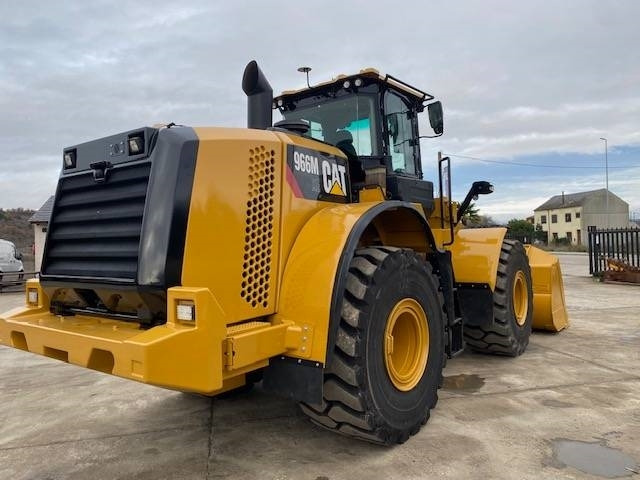 CAT 966 M - Chargeuse sur pneus: photos 4 CAT 966 M - Chargeuse sur pneus: photos 4