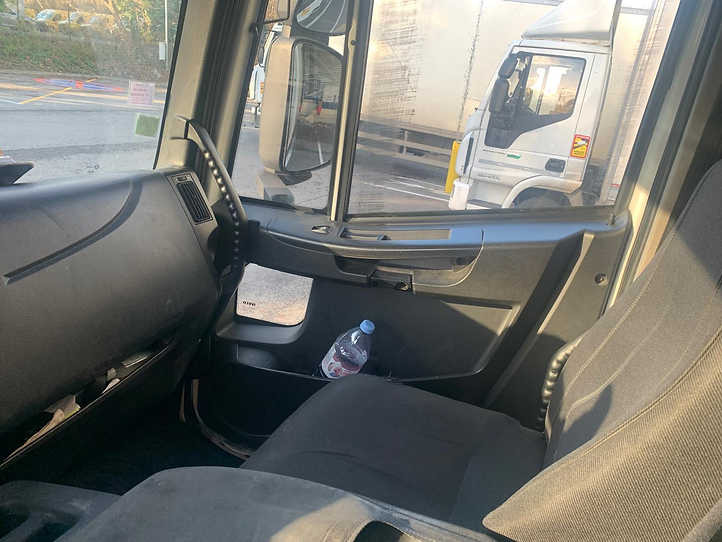 Iveco Eurocargo 120el22 - Camion fourgon: photos 5 Iveco Eurocargo 120el22 - Camion fourgon: photos 5