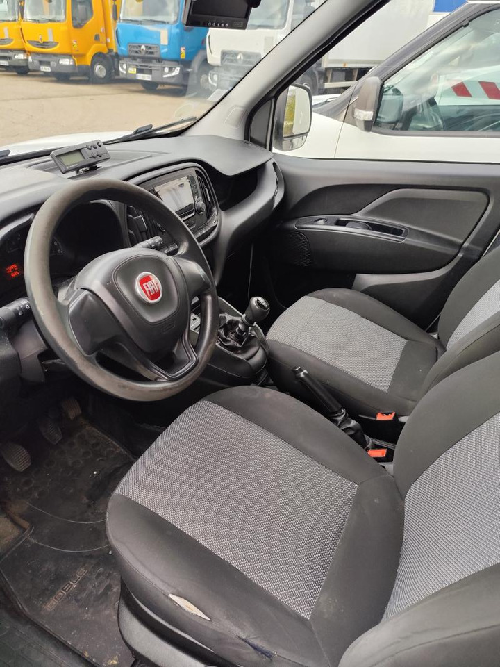 Fiat Doblo PC Caisse frigorifique - Utilitaire frigorifique: photos 5 Fiat Doblo PC Caisse frigorifique - Utilitaire frigorifique: photos 5