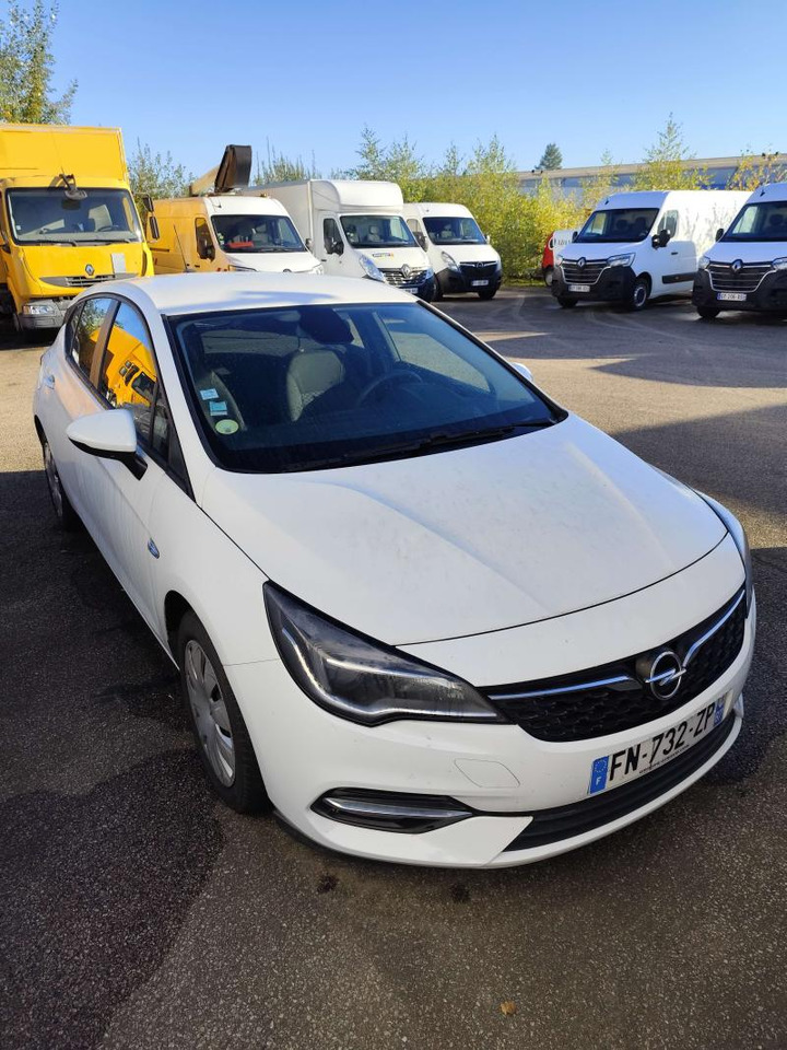 Opel Astra 1,5 Diesel 105 cv BVM6 5 places Edition business - Voiture: photos 1 Opel Astra 1,5 Diesel 105 cv BVM6 5 places Edition business - Voiture: photos 1