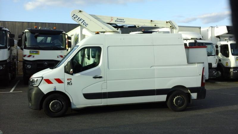 Renault Master 145.35 FG Tronqué L2H2 Nacelle Pack éco - Camion avec nacelle: photos 2 Renault Master 145.35 FG Tronqué L2H2 Nacelle Pack éco - Camion avec nacelle: photos 2
