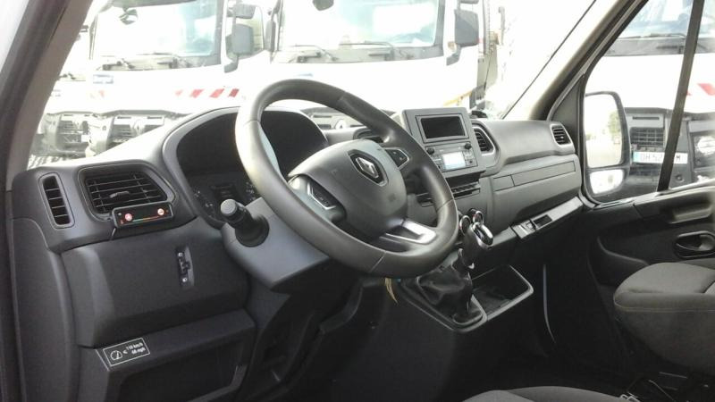 Renault Master 145.35 FG Tronqué L2H2 Nacelle Pack éco - Camion avec nacelle: photos 5 Renault Master 145.35 FG Tronqué L2H2 Nacelle Pack éco - Camion avec nacelle: photos 5