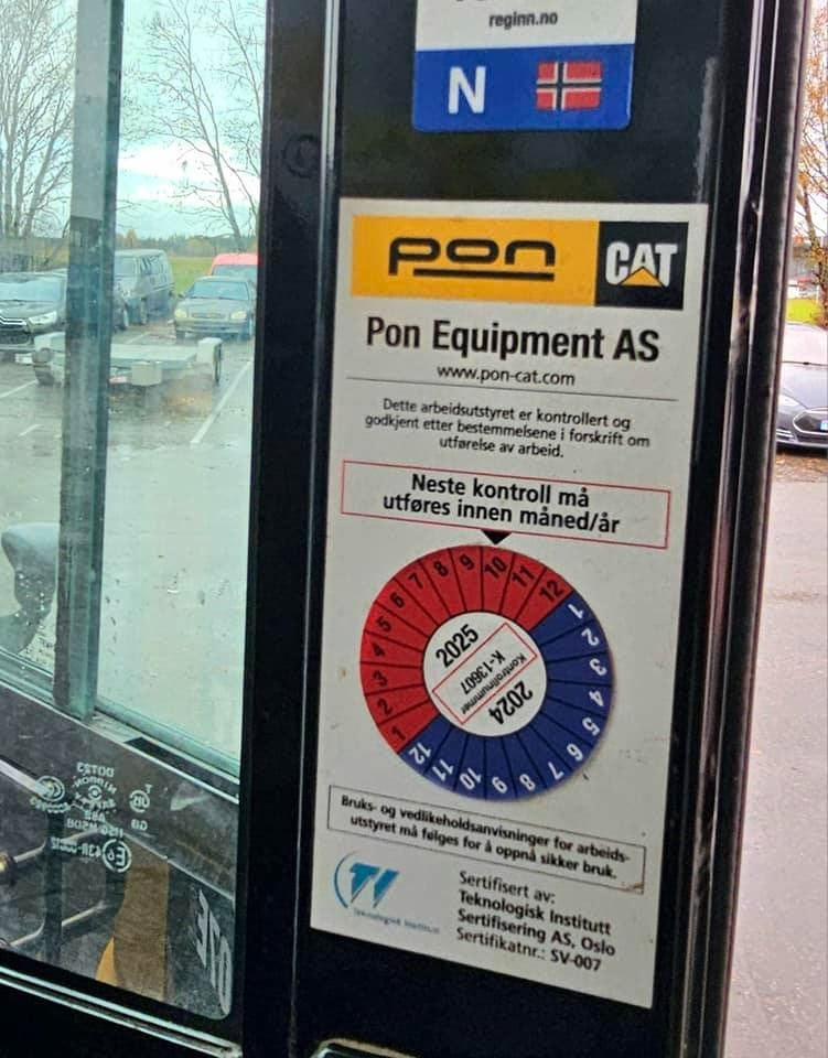 Pelle sur chenille CAT 307 E2: photos 42 Pelle sur chenille CAT 307 E2: photos 42