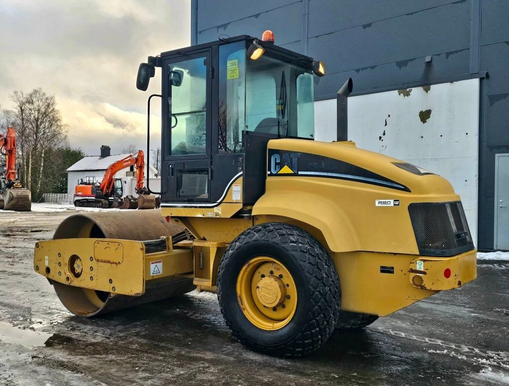 CAT CS 433 E - Rouleau compresseur: photos 3 CAT CS 433 E - Rouleau compresseur: photos 3