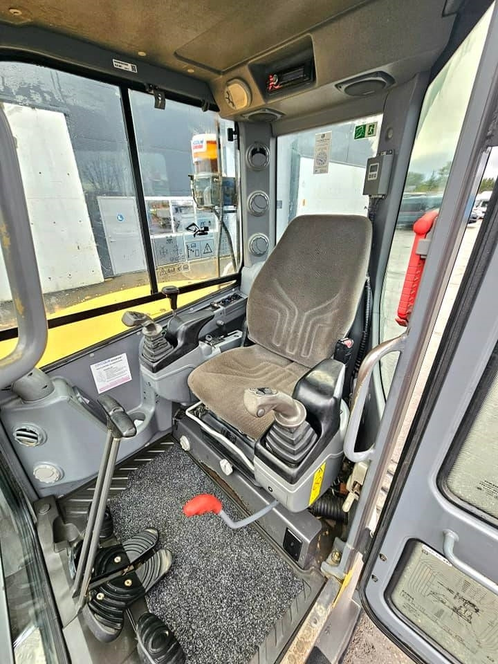 Mini pelle Volvo ECR 58: photos 30