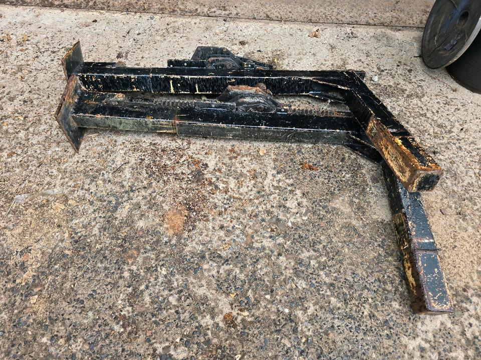 2x Stützen Winde für Salzstreuer Container Wohnkabine Schmidt Epoke Gmeiner Salzsilo Streuautomat Winterdienst - Treuil: photos 3 2x Stützen Winde für Salzstreuer Container Wohnkabine Schmidt Epoke Gmeiner Salzsilo Streuautomat Winterdienst - Treuil: photos 3