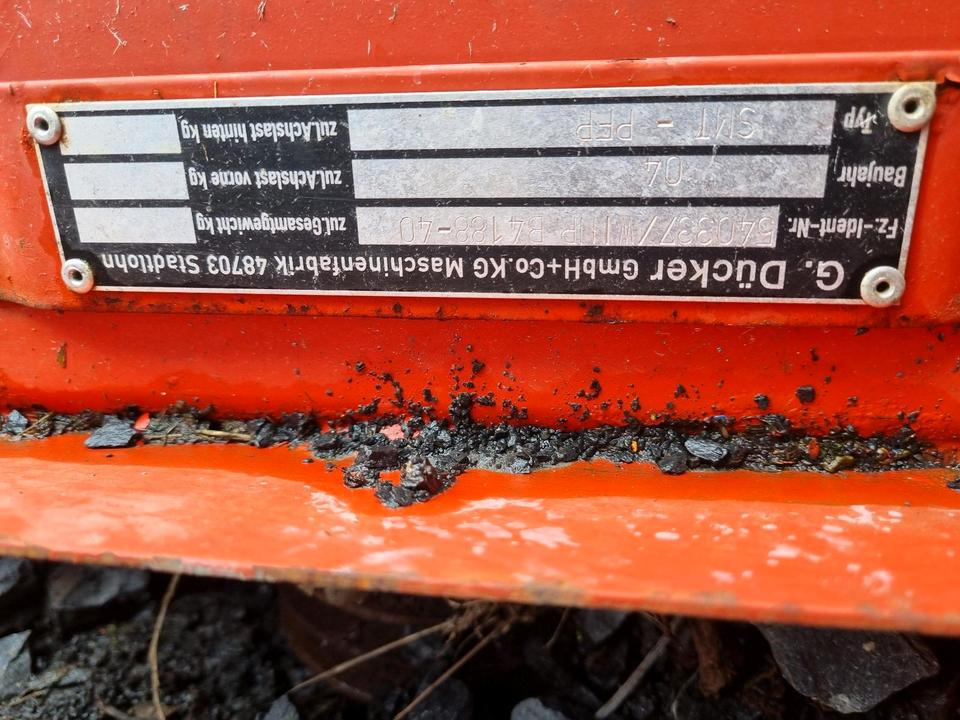 Dücker SMT PFP Wildkrautbürste Randstreifenmäher Randstreifenmähgerät Böschungsmulcher Mähausleger Wildkrautbesen - Broyeur/ Épareuse: photos 5 Dücker SMT PFP Wildkrautbürste Randstreifenmäher Randstreifenmähgerät Böschungsmulcher Mähausleger Wildkrautbesen - Broyeur/ Épareuse: photos 5