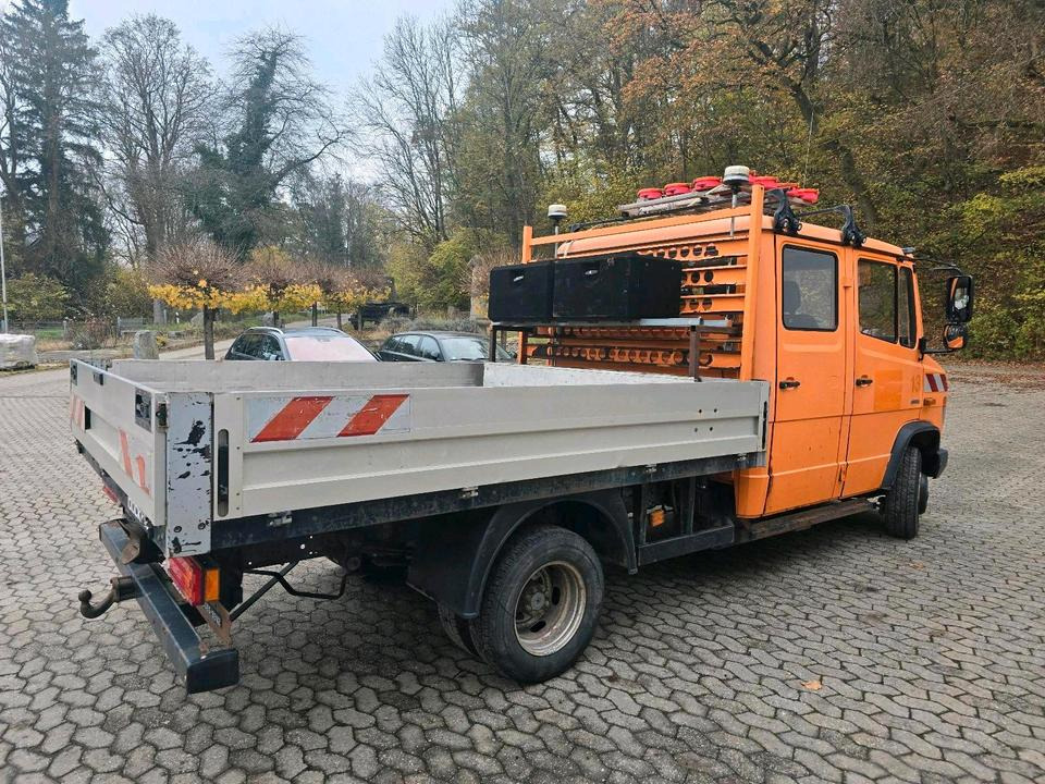 Mercedes-Benz Vario 613D Bluetec 5 Pritsche Doka LKW - Camion plateau: photos 2 Mercedes-Benz Vario 613D Bluetec 5 Pritsche Doka LKW - Camion plateau: photos 2