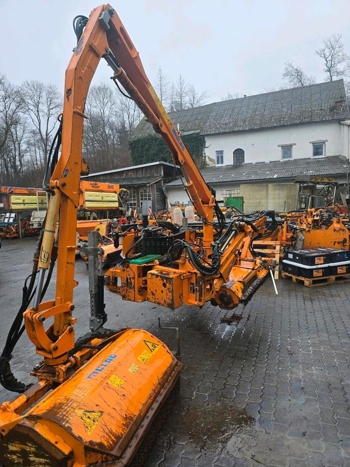 Mulag MKM 700 Böschungsmäher Böschungsmulcher FME für Unimog 405 U300 400 500 423 427 430 530 Dücker - Epareuse: photos 4 Mulag MKM 700 Böschungsmäher Böschungsmulcher FME für Unimog 405 U300 400 500 423 427 430 530 Dücker - Epareuse: photos 4