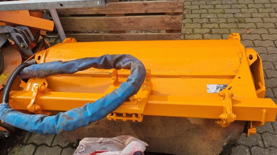 Mulag UMK12 aus 2016 für Mähausleger FME MKM Böschungsmulcher Böschungsmäher Seitenmulcher Randstreifenmäher für Unimog U400 405 u 300 500 427 Dücker - Broyeur/ Épareuse: photos 1 Mulag UMK12 aus 2016 für Mähausleger FME MKM Böschungsmulcher Böschungsmäher Seitenmulcher Randstreifenmäher für Unimog U400 405 u 300 500 427 Dücker - Broyeur/ Épareuse: photos 1