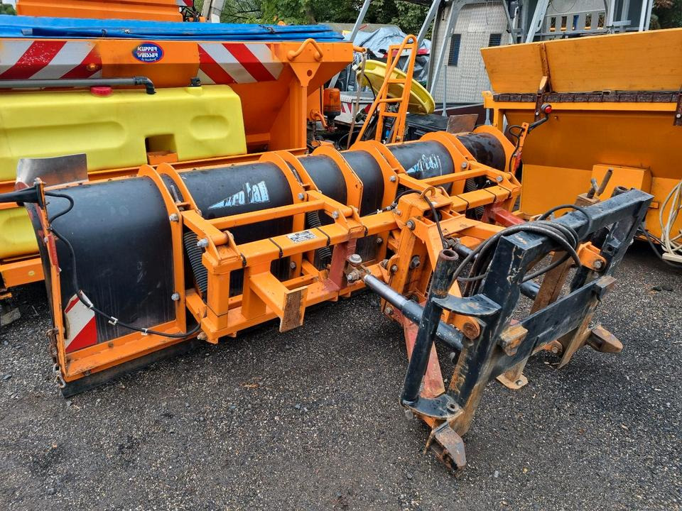 Rolba Schneepflug Schneeschild Scheeschieber Winterdienst Unimog Schmidt LKW Traktor 3m. - Lame à neige: photos 1 Rolba Schneepflug Schneeschild Scheeschieber Winterdienst Unimog Schmidt LKW Traktor 3m. - Lame à neige: photos 1