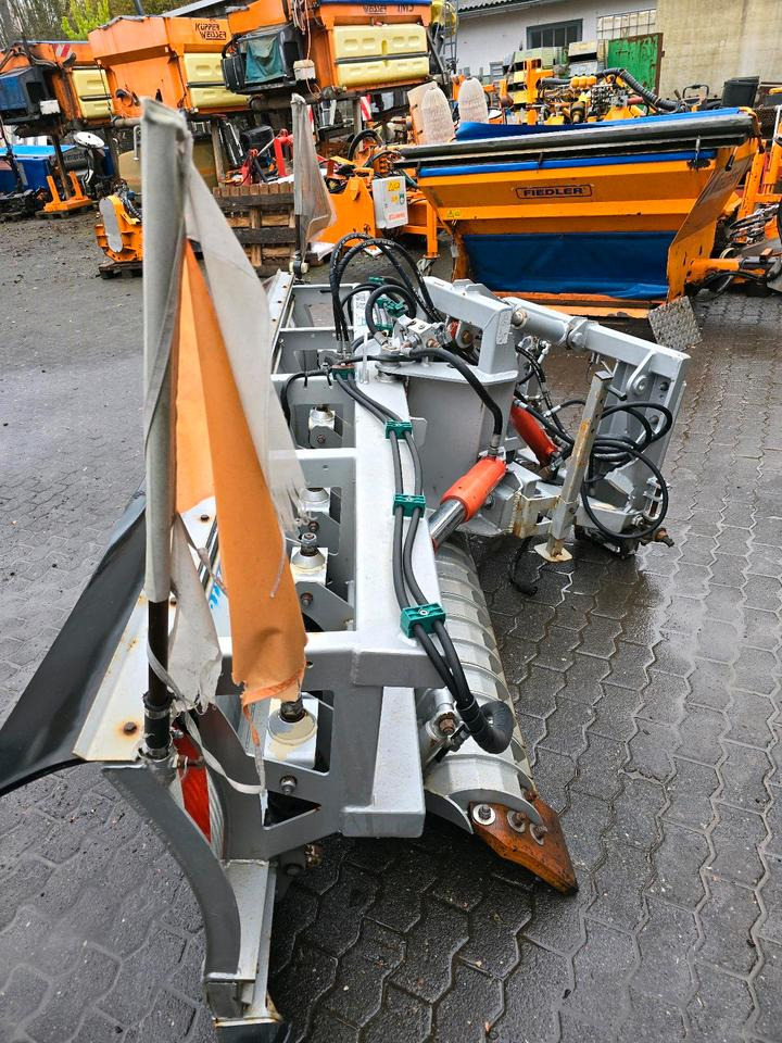 Springer SSL 2902-3 Schneepflug Schneeschild Schneeschieber Unimog 405 U300 400 500 423 427 Schmidt Beilhack Mercedes-Benz - Lame à neige: photos 5 Springer SSL 2902-3 Schneepflug Schneeschild Schneeschieber Unimog 405 U300 400 500 423 427 Schmidt Beilhack Mercedes-Benz - Lame à neige: photos 5