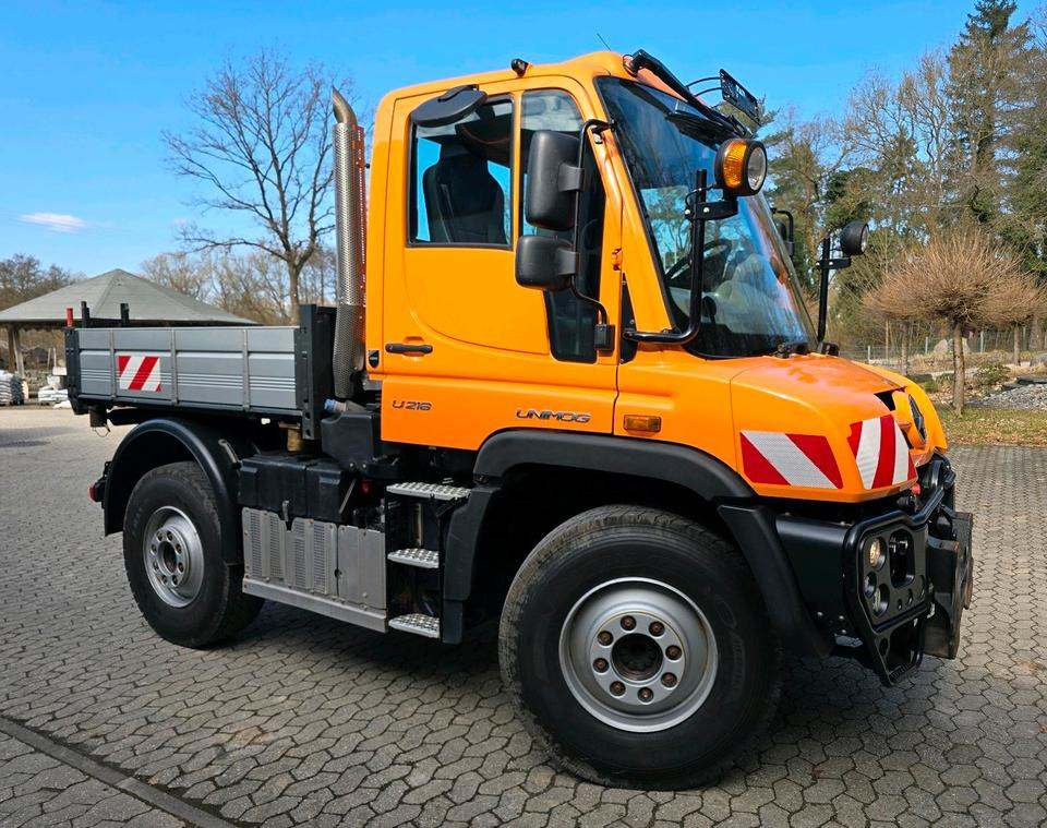 Unimog 218 EAS 14000km Hydrostat Mercedes Benz 405 U 218 219 318 323 427 423 - Camion benne: photos 3 Unimog 218 EAS 14000km Hydrostat Mercedes Benz 405 U 218 219 318 323 427 423 - Camion benne: photos 3