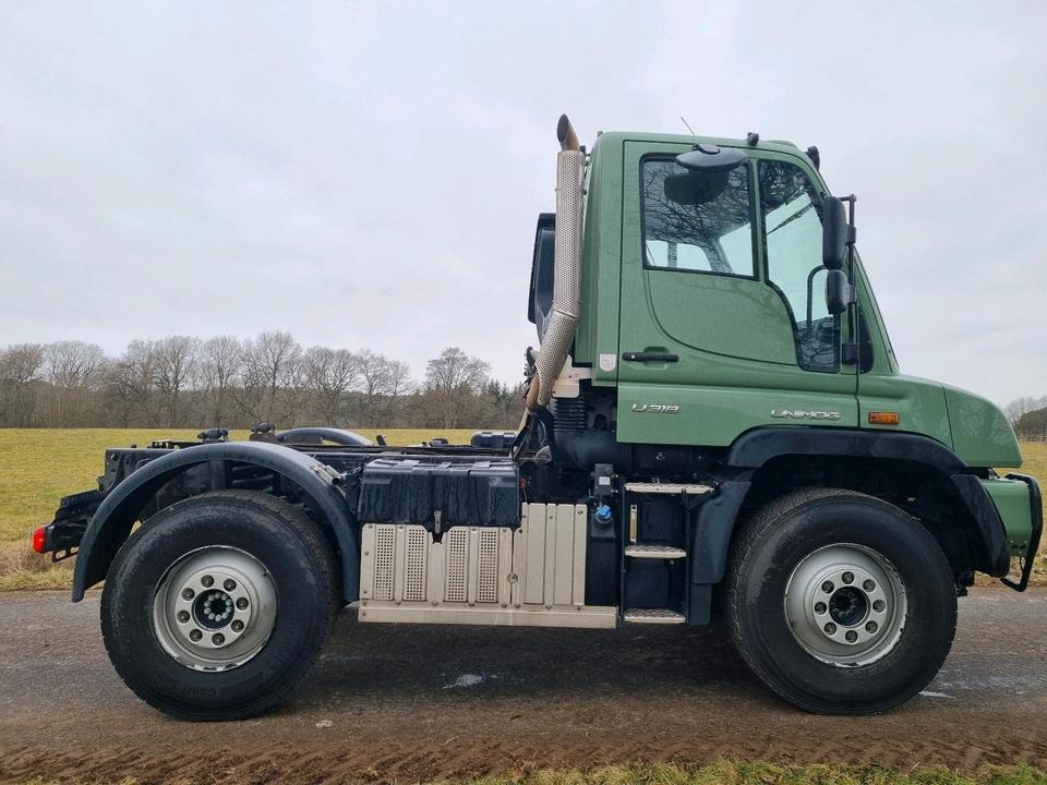 Unimog 318 Mercedes-Benz U 405 323 327 423 418 427 430 530 300 400 500 Automatik Euro 6 - Châssis cabine, Véhicule de voirie/ Spécial: photos 4 Unimog 318 Mercedes-Benz U 405 323 327 423 418 427 430 530 300 400 500 Automatik Euro 6 - Châssis cabine, Véhicule de voirie/ Spécial: photos 4