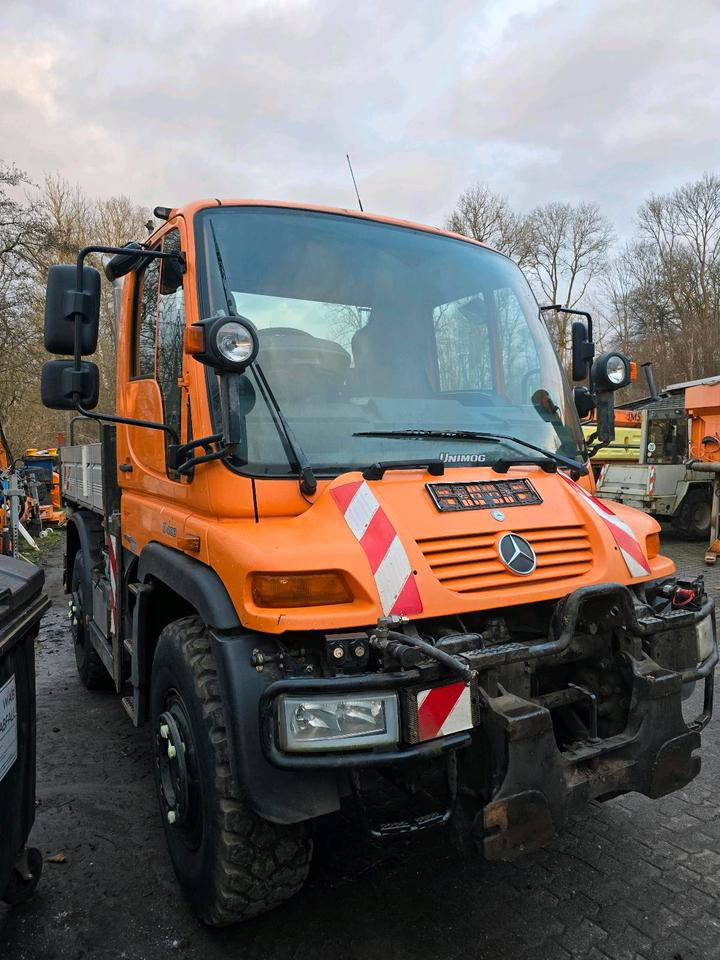 Unimog 405/12 U400 Bluetec 5 131000km Mercedes-Benz Variopilot Hydrostat U300 500 U 400 Wechsellenkung - Camion benne: photos 2 Unimog 405/12 U400 Bluetec 5 131000km Mercedes-Benz Variopilot Hydrostat U300 500 U 400 Wechsellenkung - Camion benne: photos 2