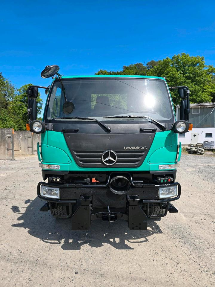 Unimog 405 U20 Mercedes-Benz Bluetec 4 U 20 290 300 400 500 UGE UGN - Camion plateau: photos 3 Unimog 405 U20 Mercedes-Benz Bluetec 4 U 20 290 300 400 500 UGE UGN - Camion plateau: photos 3