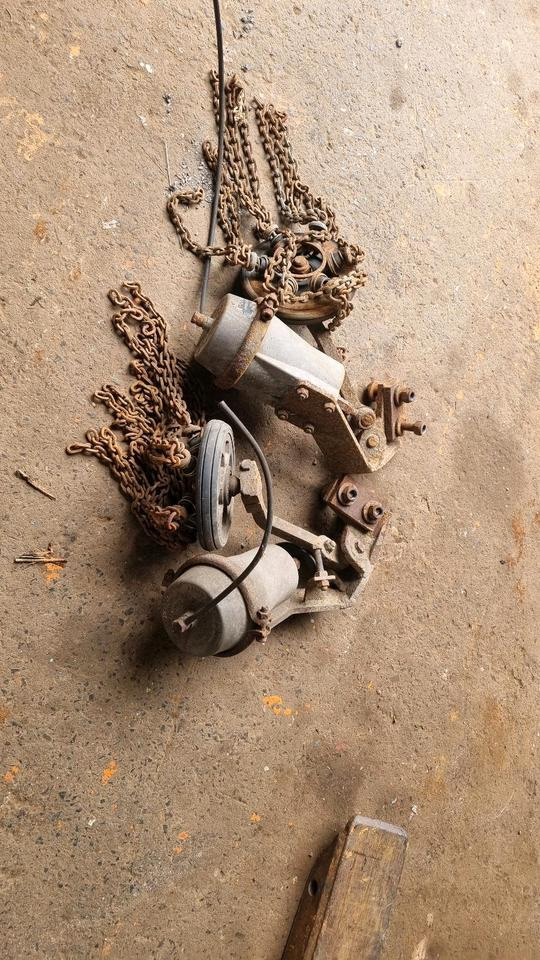 Unterwurfketten Schleuderketten Schneeketten Unimog Mercedes Benz 405 U300 U 400 500 423 429 530 318 427 - Pneus et jantes pour Véhicule de voirie/ Spécial: photos 1 Unterwurfketten Schleuderketten Schneeketten Unimog Mercedes Benz 405 U300 U 400 500 423 429 530 318 427 - Pneus et jantes pour Véhicule de voirie/ Spécial: photos 1