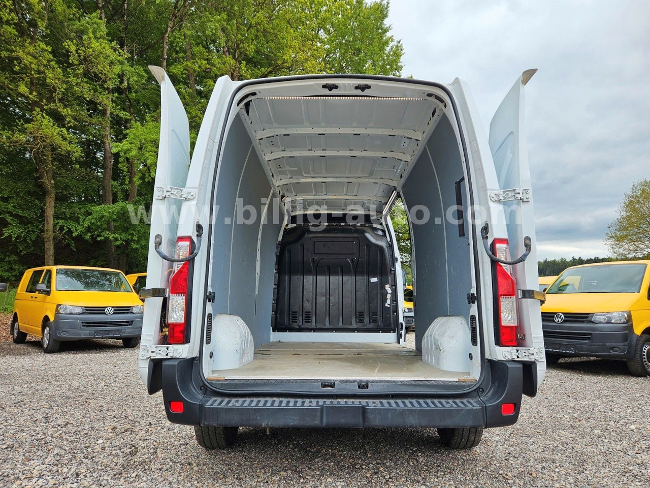 Renault Master EURO 6 *Klima*EU6*Bluetooth*Kamera*MAXI - Transport de personnes: photos 5 Renault Master EURO 6 *Klima*EU6*Bluetooth*Kamera*MAXI - Transport de personnes: photos 5